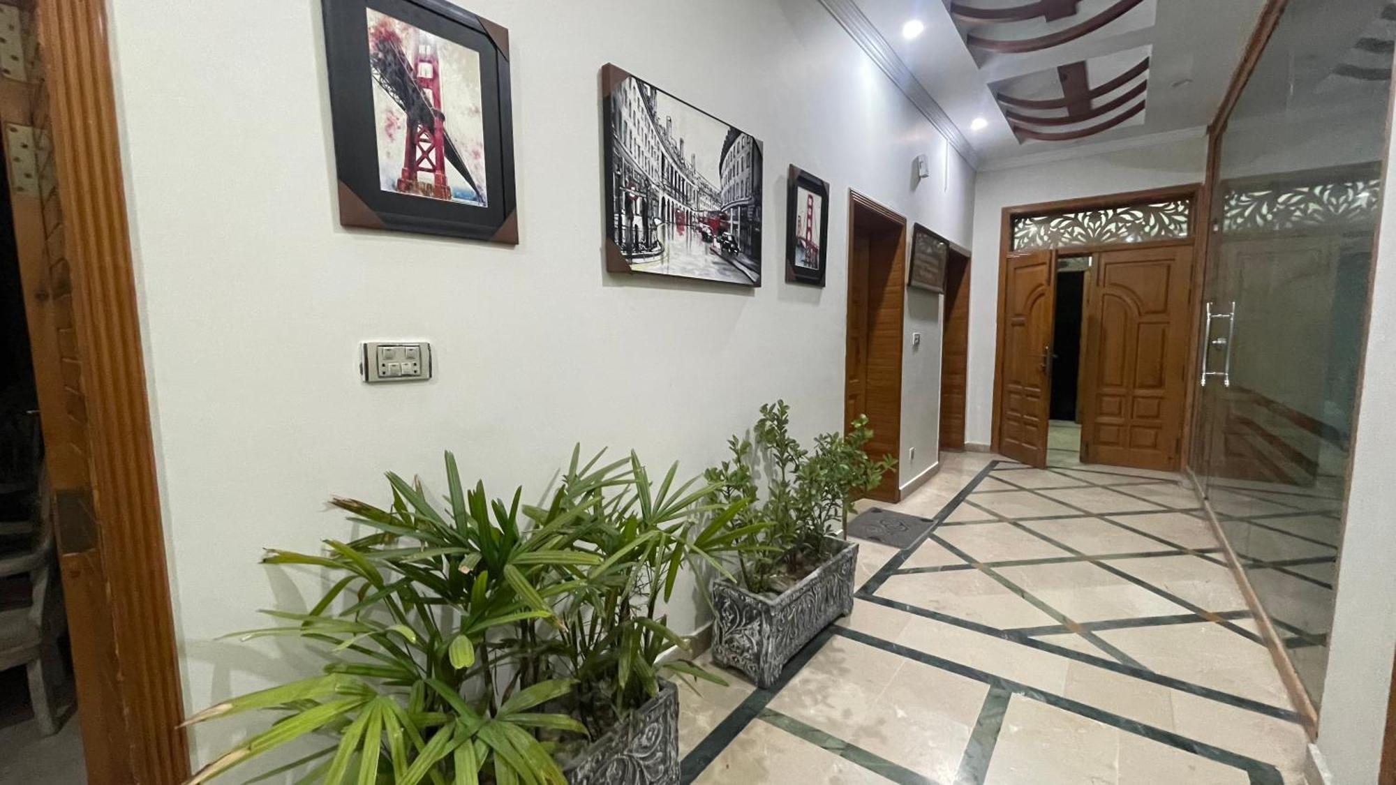 Midways Guest House And Hotels Islamabad Exterior photo