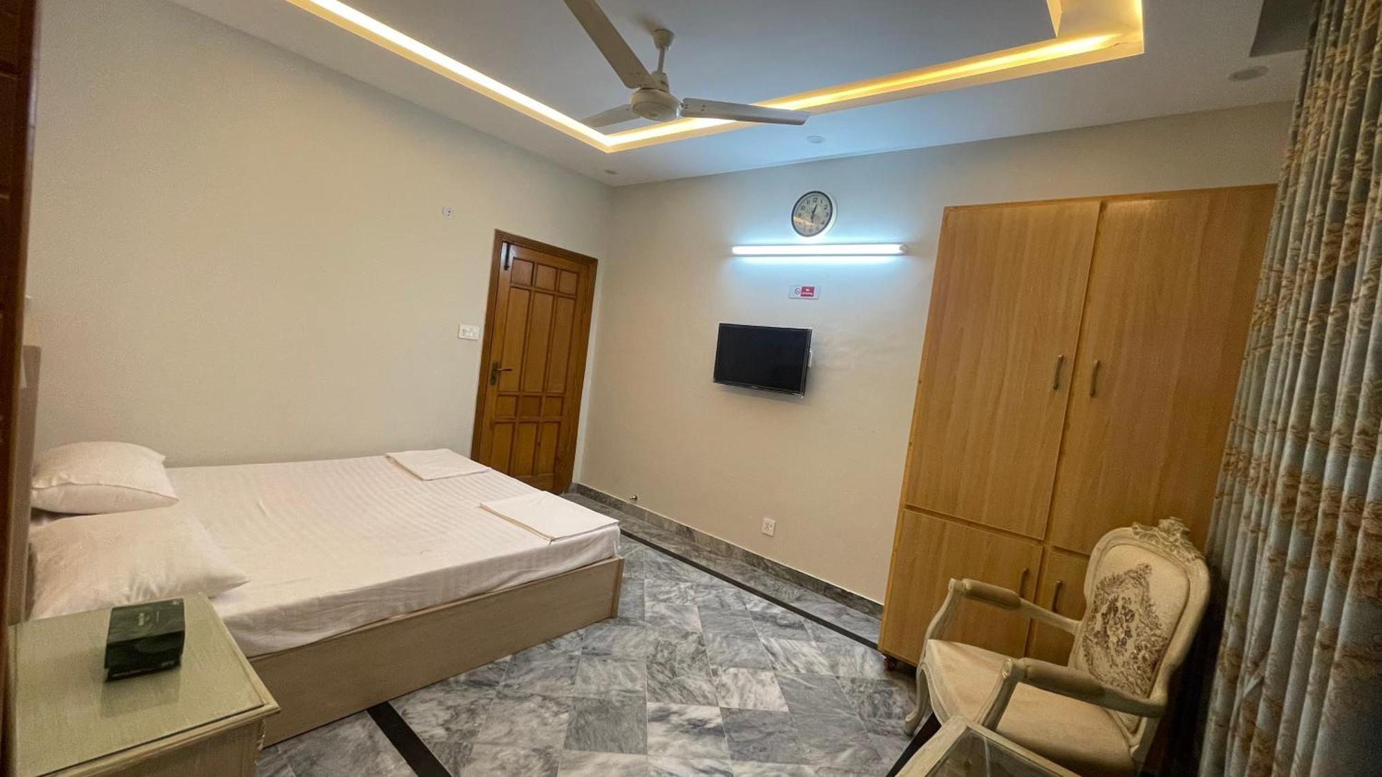 Midways Guest House And Hotels Islamabad Exterior photo
