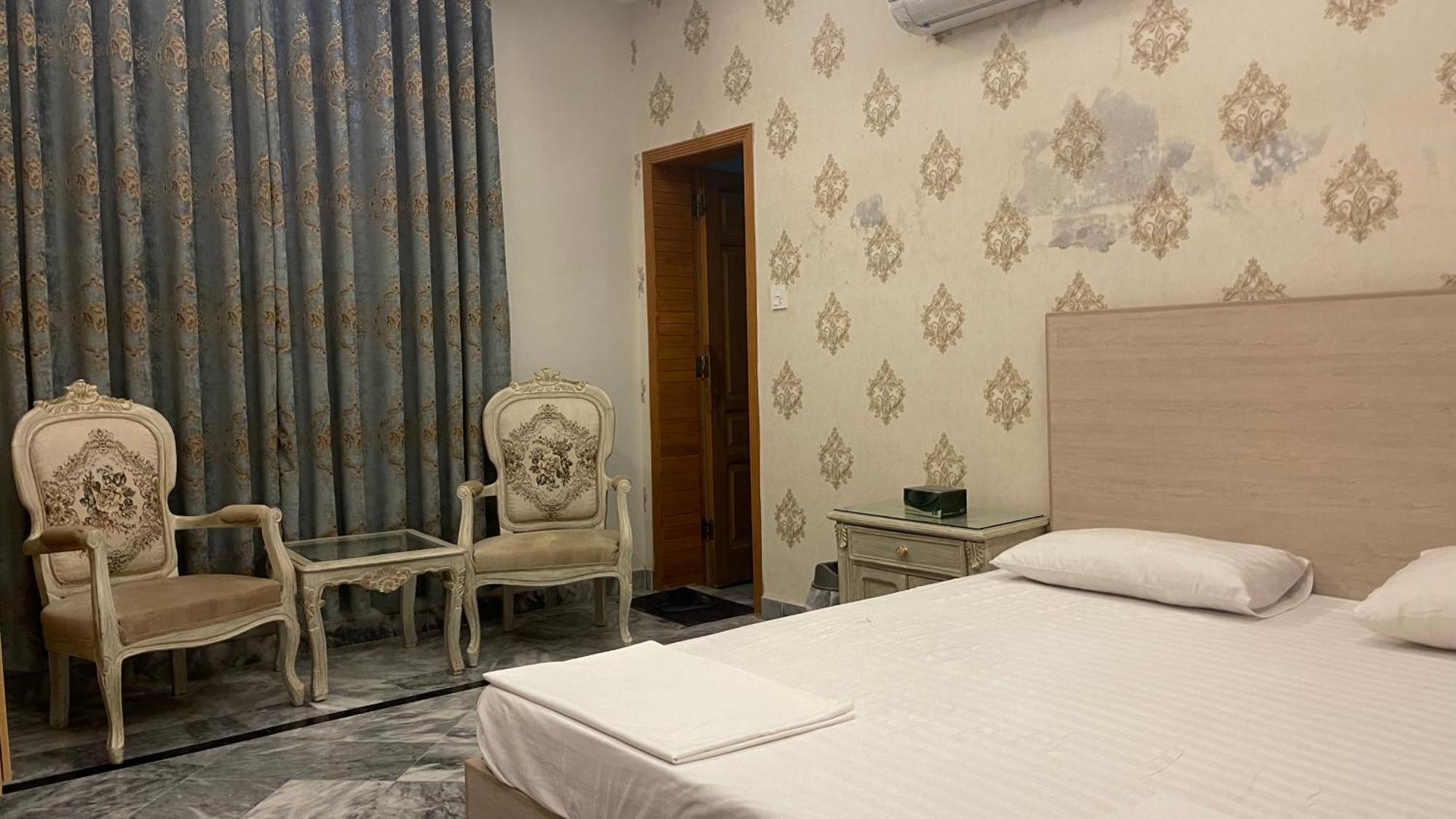 Midways Guest House And Hotels Islamabad Exterior photo
